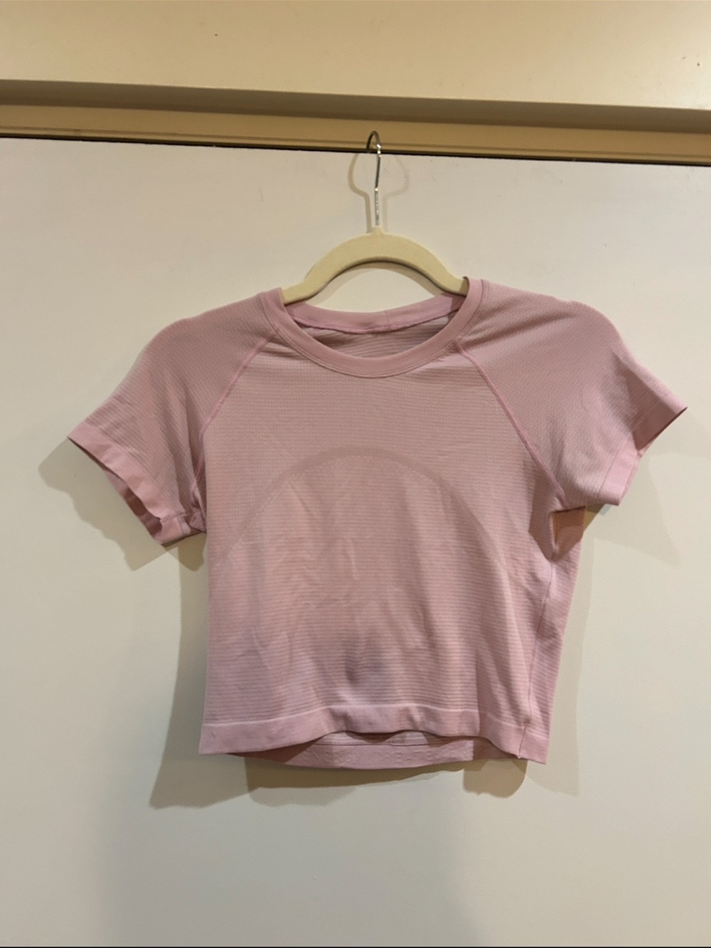 lululemon athletica Light Pink Short Sleeve Crop Top